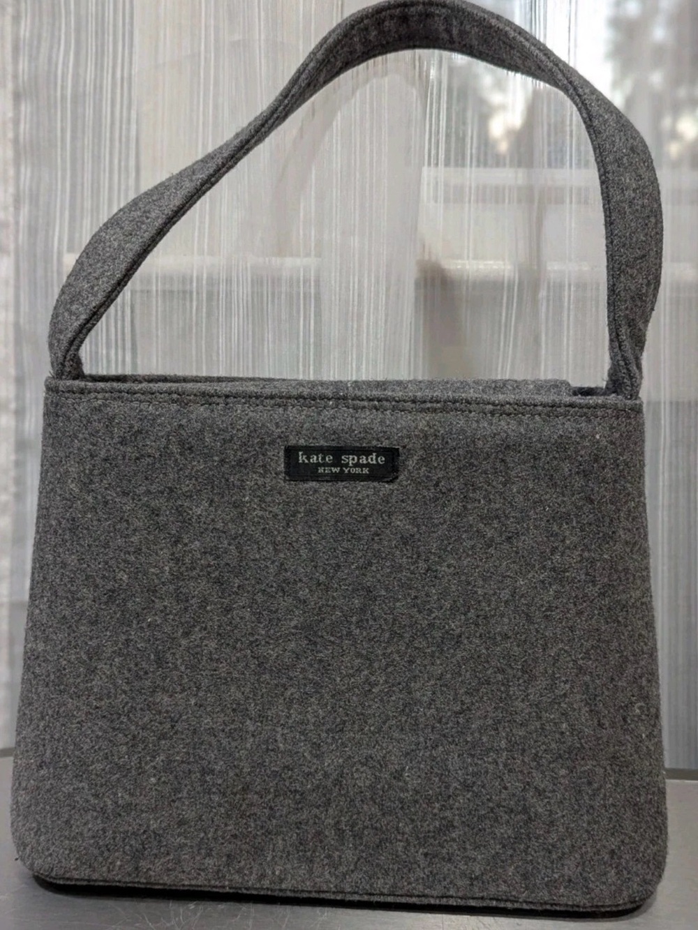 KATE SPADE VINTAGE GRAY WOOL FELT HOBO SHOULDER BAG MAGNETIC CLOSURE